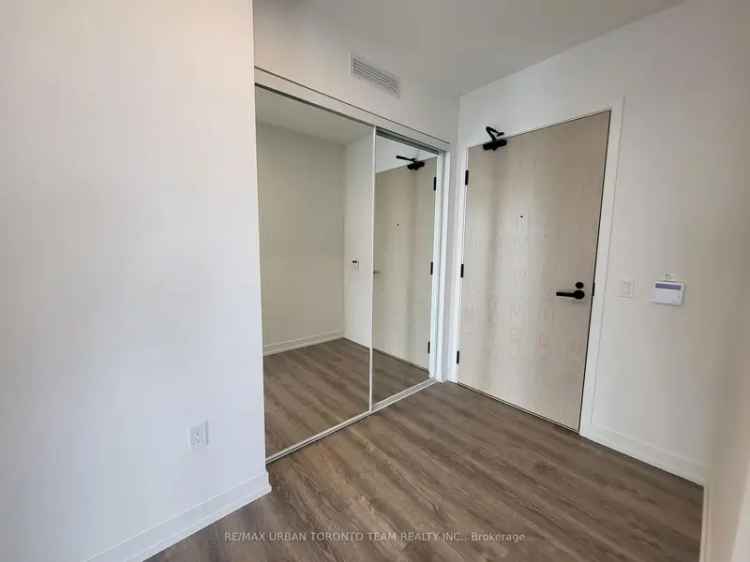 Brand New 2 Bedroom 2 Bathroom Corner Unit