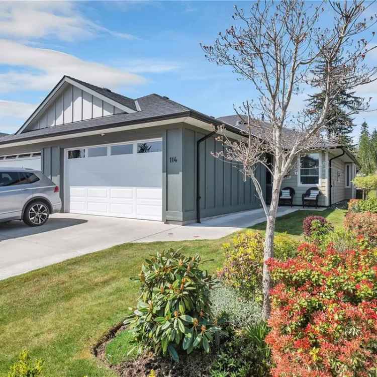 Townhouse for Sale in Shades of Green, Campbell River