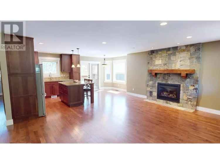 3-Bedroom 3-Bath Home with Detached Garage