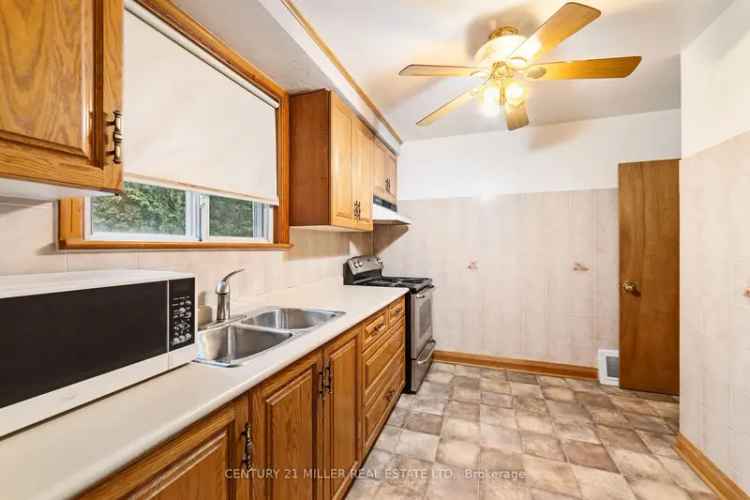 House For Sale in Oshawa, Ontario