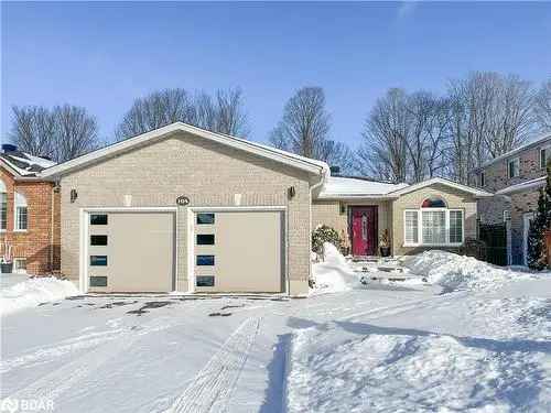 House For Sale In Barrie, Ontario