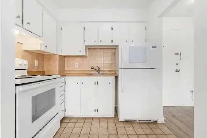 Spacious 1-Bedroom Condo For Sale Near Amenities