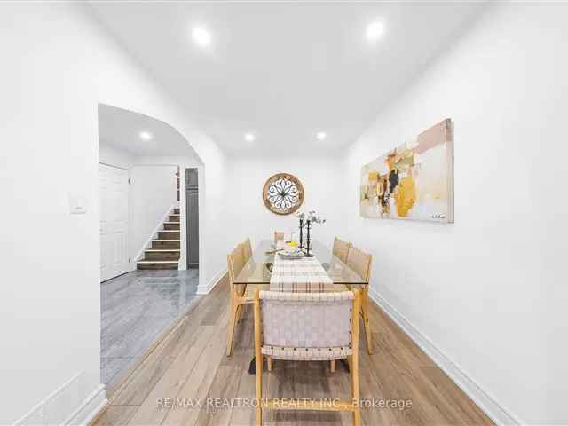 House For Sale in Oshawa, Ontario