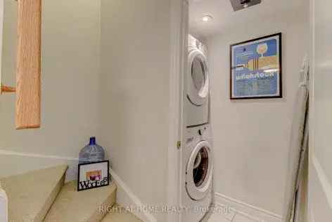Spacious 2 Bed Townhome in Briar Hill Near Subway