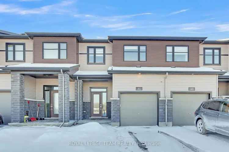 Buy Row Unit in Half Moon Bay Barrhaven with Spacious Bedrooms