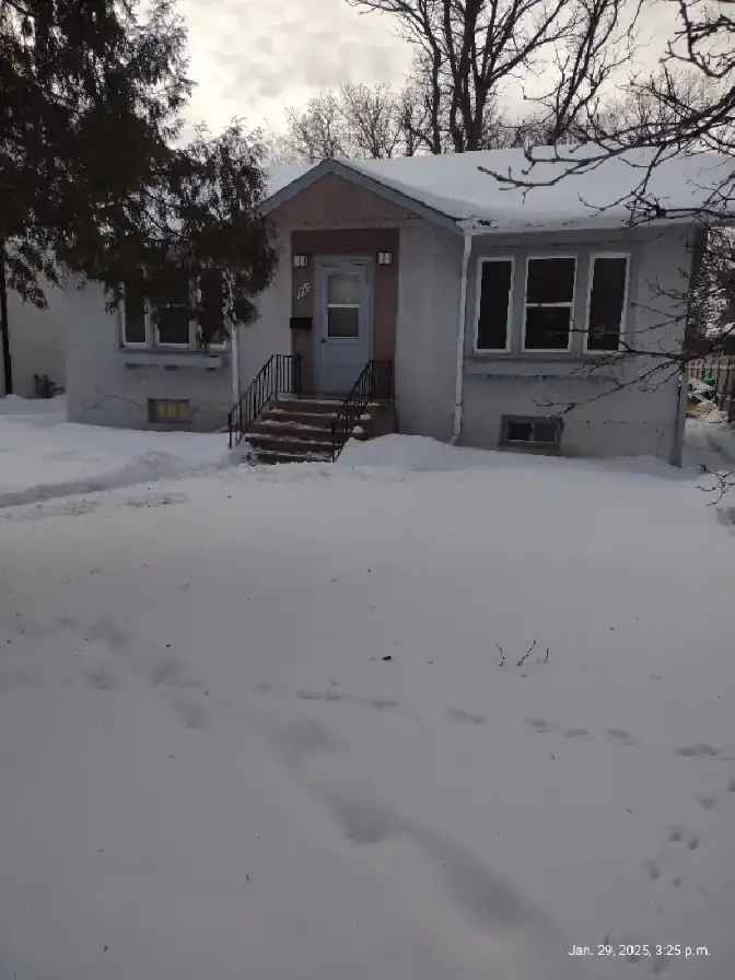 Rent 2 Bedroom Bungalow in River Heights Near Wellington Crescent