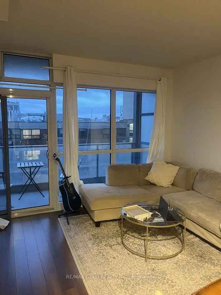 Condo For Rent in Toronto, Ontario