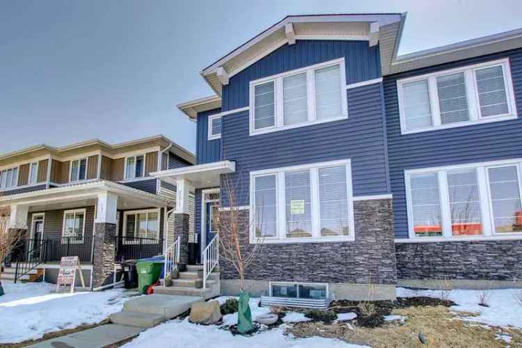 House For Sale in Calgary, Alberta