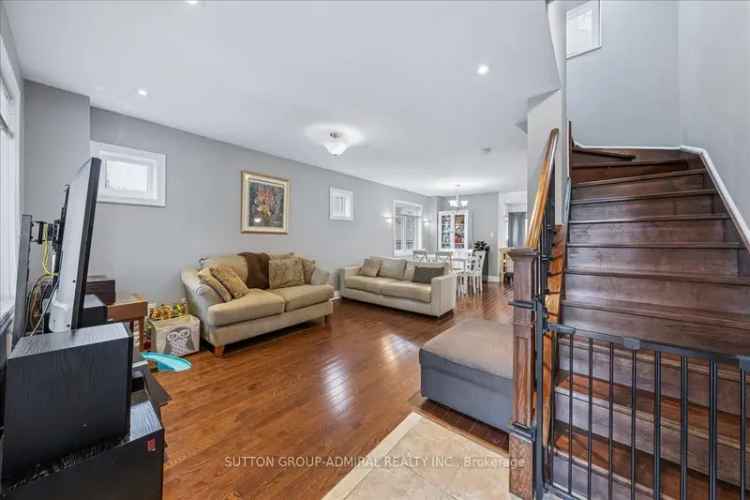 Charming Detached Home in Briar Hill Belgravia