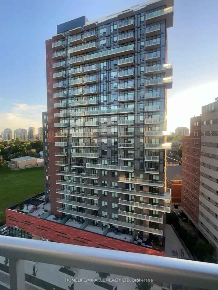 3 Bed 2 Bath Condo Near Wilfred Laurier University