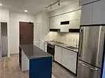 Luxury 1 Bdrm Plus Den Near Square One