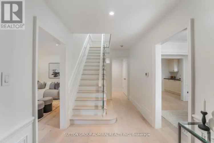 Lytton Park Family Home Saltwater Pool Updated Kitchen Wine Cellar