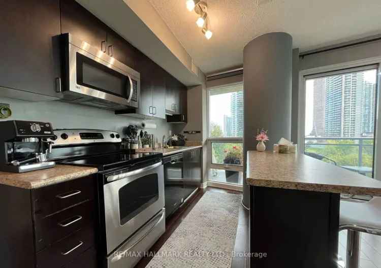 Condo For Rent in 155, Legion Road North, Toronto, Ontario