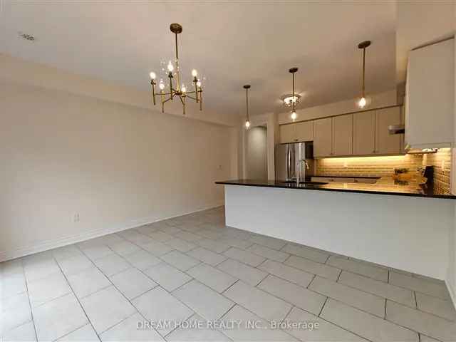 Luxury Victoria Square Townhome 3+1 Bedroom Freehold