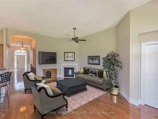 House For Sale in Whitchurch-Stouffville, Ontario