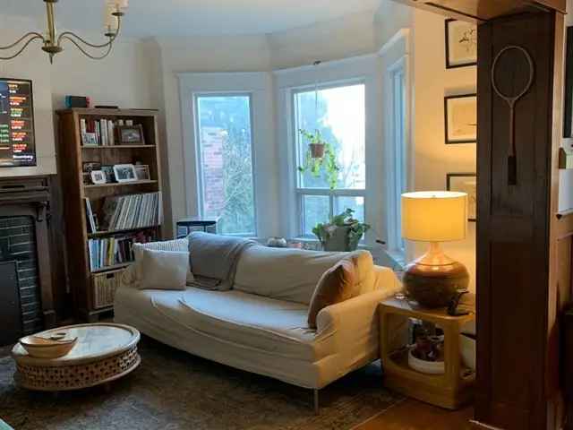 House For Sale in Toronto, Ontario