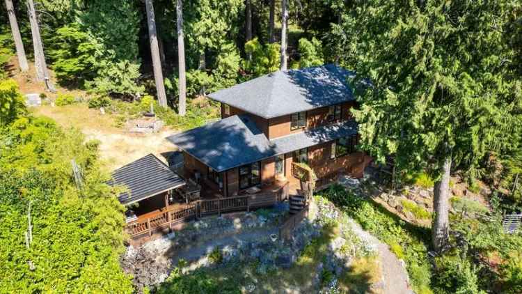 A $1,660,000.00 House/Single Family with 4 bedrooms in Bowen Island, Bowen Island