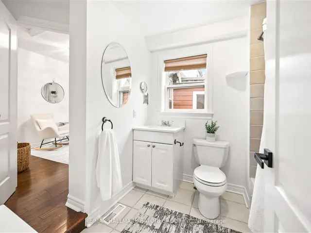 Harbord Village Detached Home 3 Beds 4 Baths Steps From Spadina Bloor