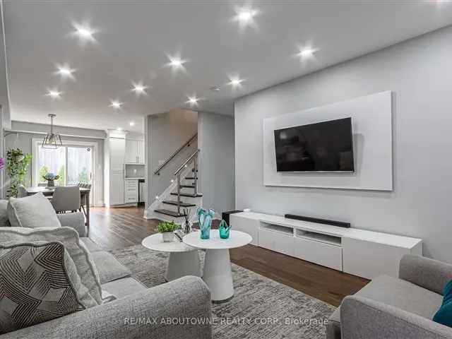 House For Sale in Brampton, Ontario