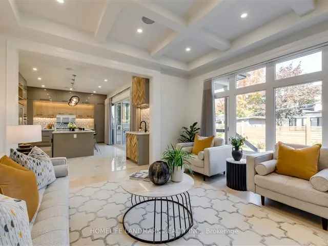 House For Sale in Oakville, Ontario