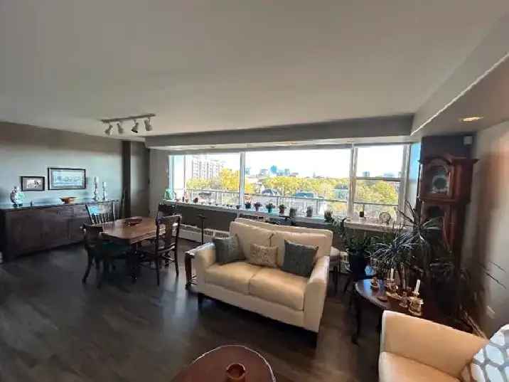 2 BEDROOM CONDO RENTAL ON WELLINGTON CRESCENT $2489 A MONTH