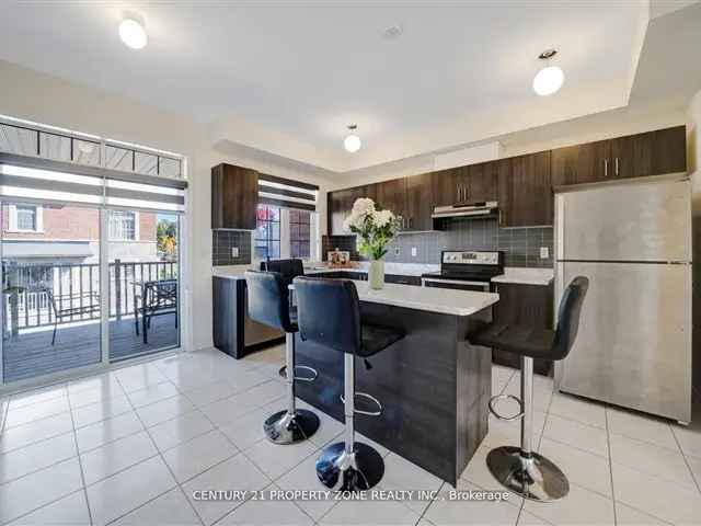 3-Bedroom 25-Bathroom Freehold Townhouse in Central Ajax