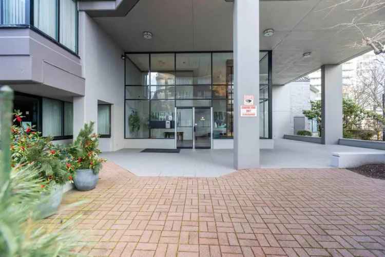 2 Bed 2 Bath Condo in North Delta Near Shops and Transit