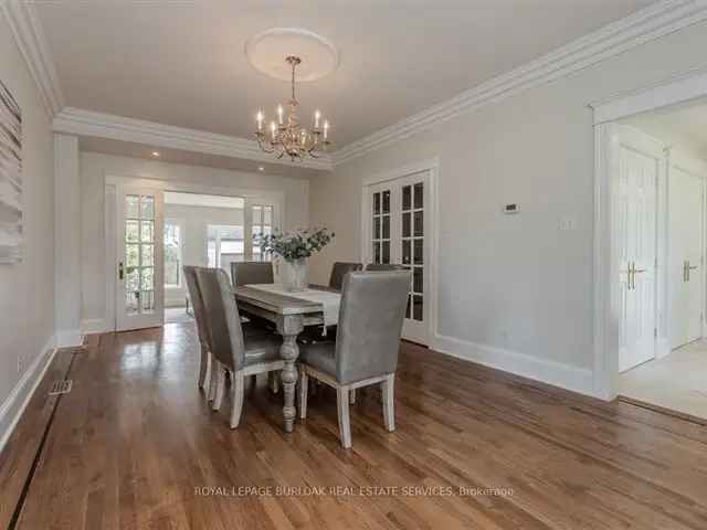 Beautifully Updated Family Home in S Burlington