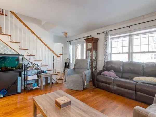 5-Bedroom House for Sale Near Highway 30