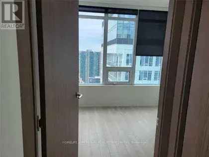 3 rooms apartment of 582 m² in Toronto