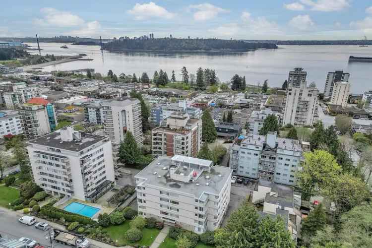 1081 sq ft 3-Bed 2-Bath Ambleside Condo for Sale