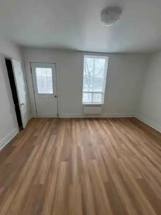 3 1/2 appartement à louer, Lachine disp. Immédiatement