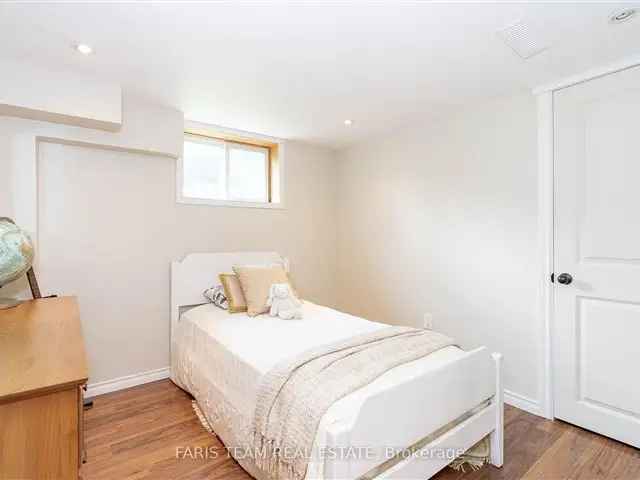 House For Sale in Clearview, Ontario