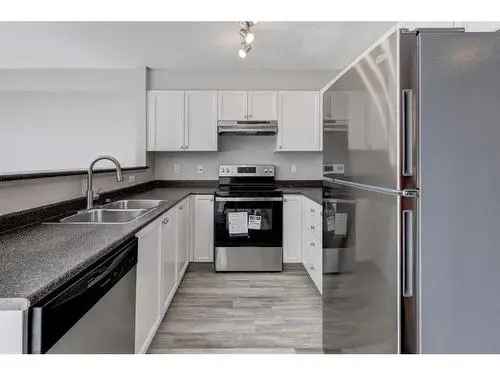 Buy Townhouse in Citadel Calgary with Modern Upgrades and Amenities