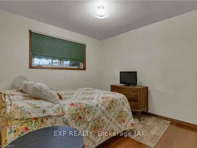 Charming 3-Bedroom Bungalow with Finished Basement and Deck