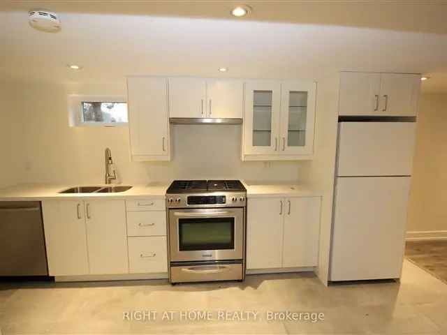 House For Rent in Mississauga, Ontario