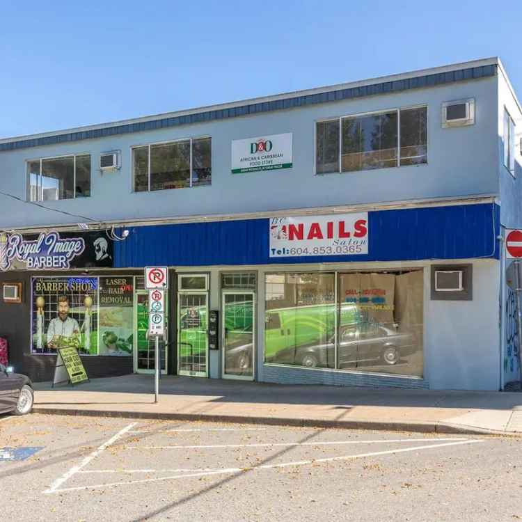 Lease Retail Space in Downtown Abbotsford Featuring Natural Light