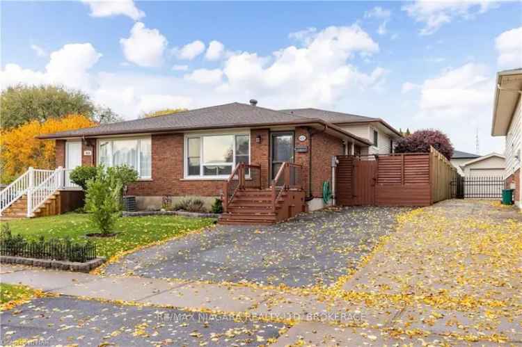 House For Sale in Niagara Falls, Ontario