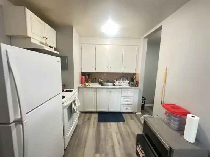 Room share available in Halifax for Punjabi boy with amenities
