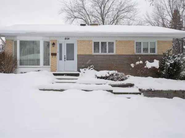 Bungalow for Sale Quebec North Shore 3 bedrooms 1 bath