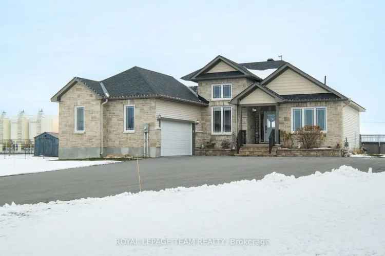 House For Sale in North Dundas, Ontario