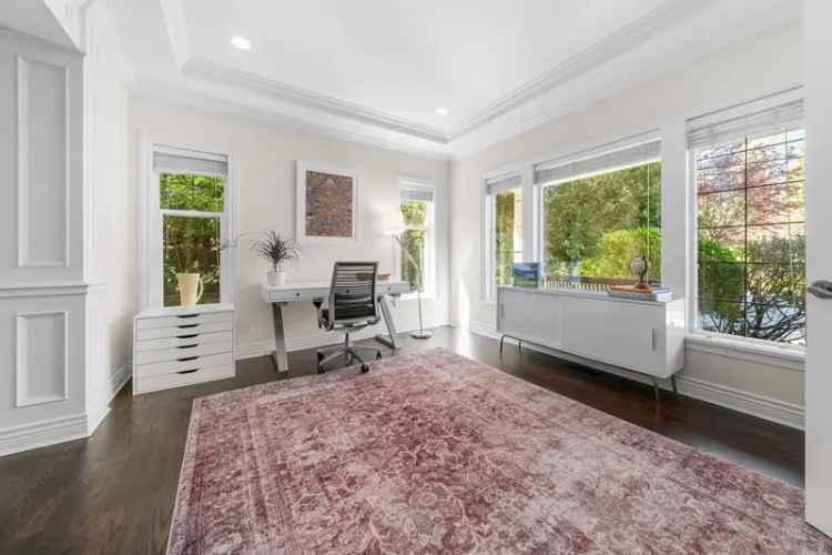 Family Home in Edgemont: 5000 Sqft Craftsman House