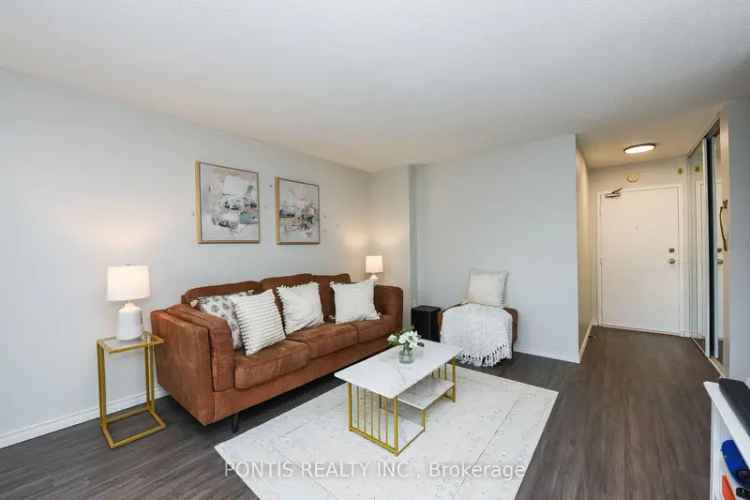 Condo For Sale in Mississauga, Ontario