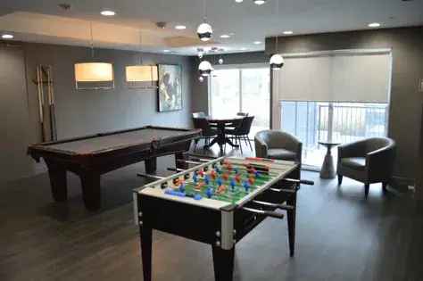 3 rooms apartment of 715 m² in Toronto