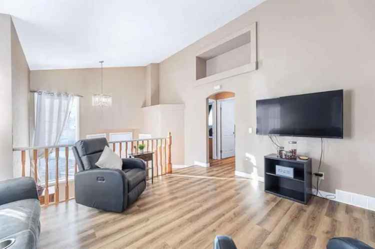 House For Rent in Calgary, Alberta