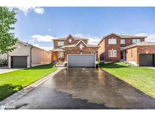 House For Sale In Barrie, Ontario