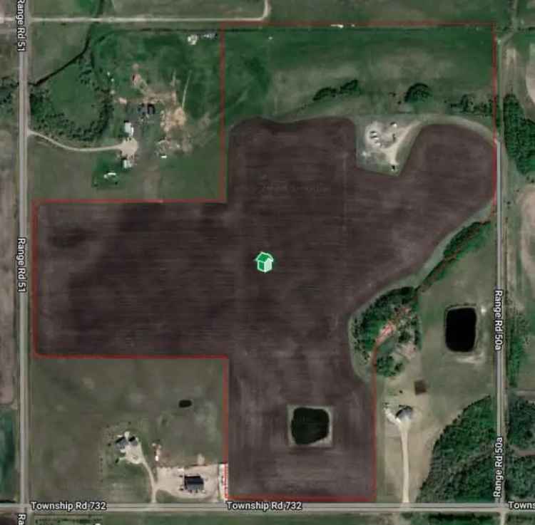 92 Acres Land with Oil Revenue Near City