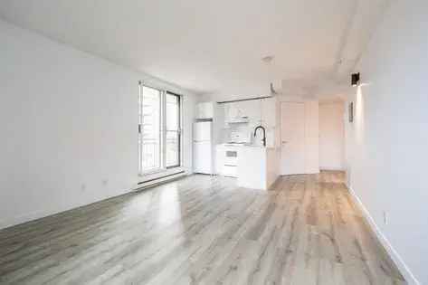 1 room apartment of 50 m² in Montreal