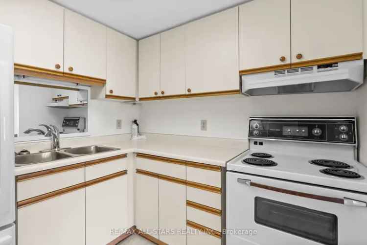 Condo For Sale in Kawartha Lakes, Ontario