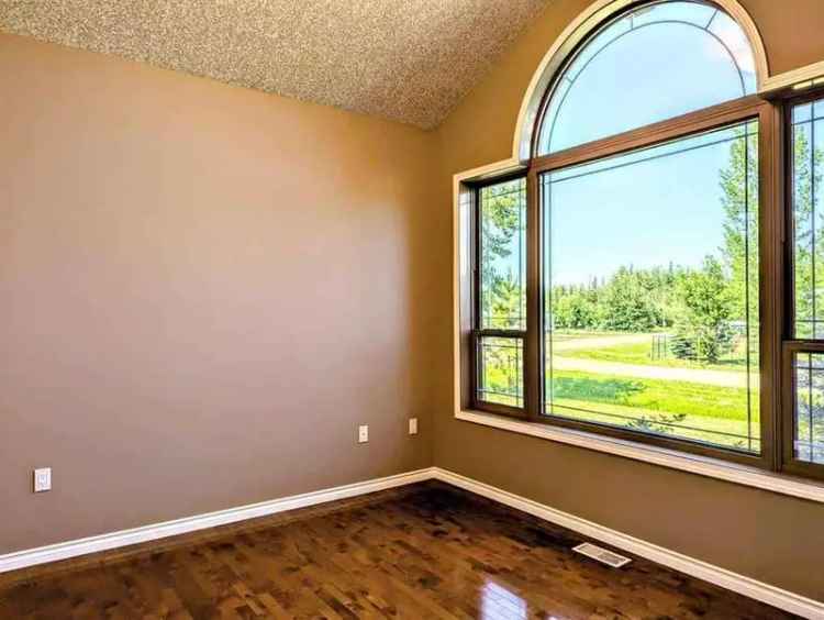 House For Rent in 1865, Barton Drive SW, Town of Slave Lake, Alberta